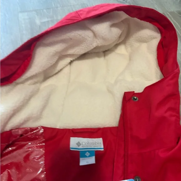 Columbia Vibrant Red Hooded Jacket new with tag size xl - Picture 7 of 9